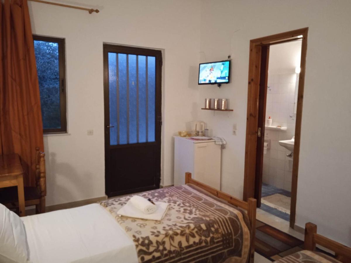 Villa Kaloudis Rooms Agios Georgios (Corfu) Exterior foto